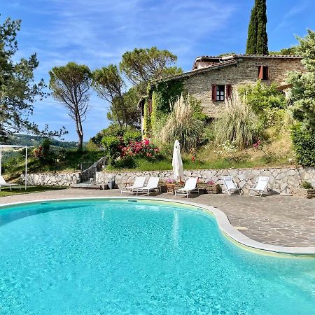 La Panoramica Gubbio - Maison De Charme - Casette E Appartamenti Self Catering Per Vacanze Meravigliose! エクステリア 写真
