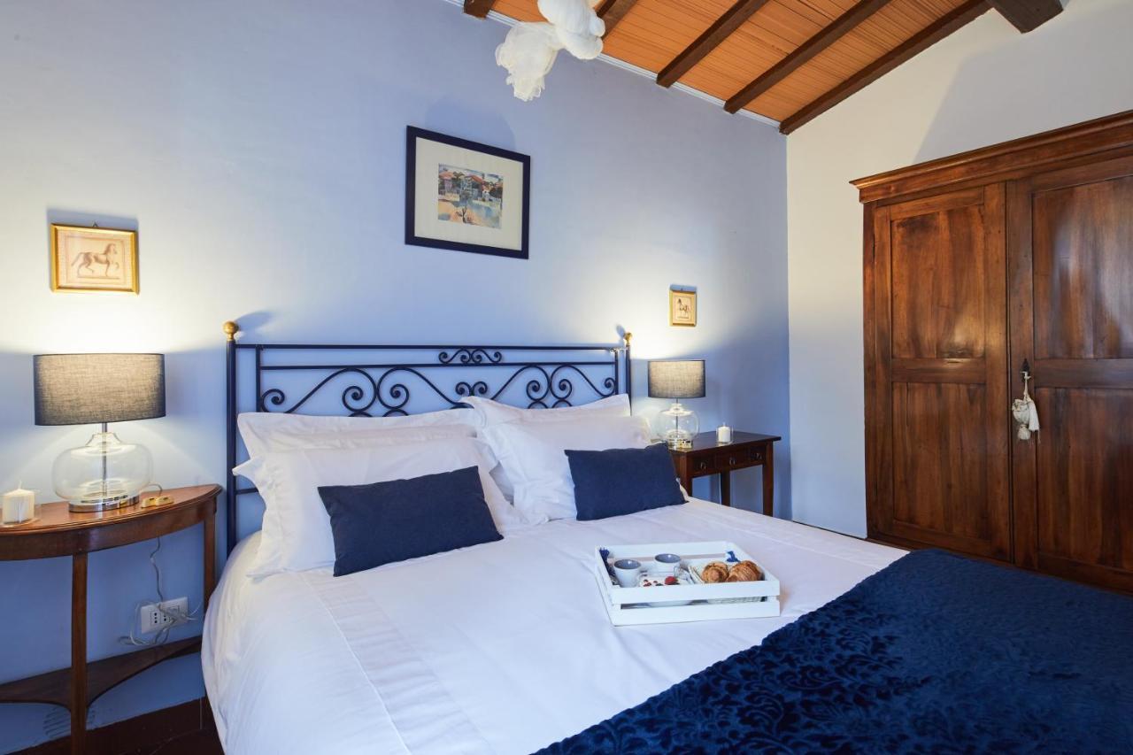La Panoramica Gubbio - Maison De Charme - Casette E Appartamenti Self Catering Per Vacanze Meravigliose! エクステリア 写真