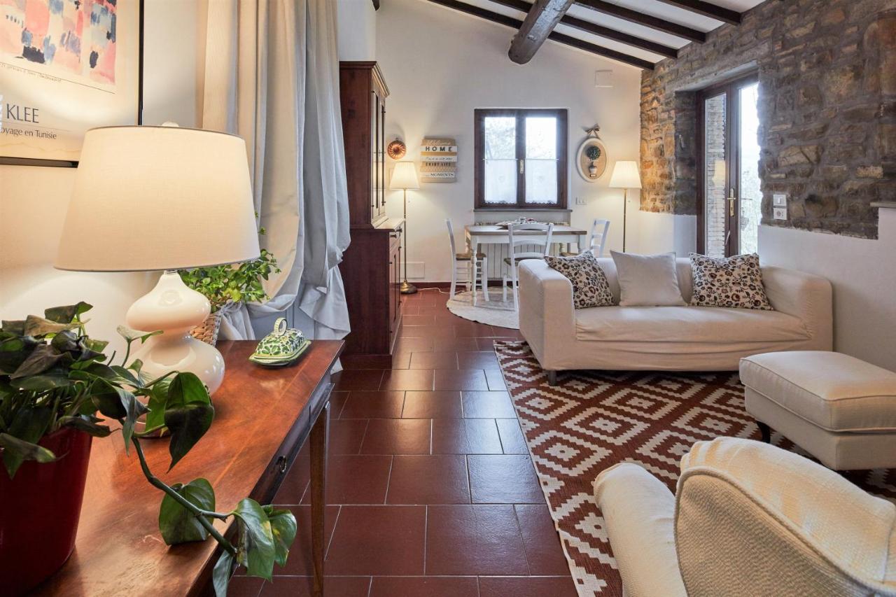 La Panoramica Gubbio - Maison De Charme - Casette E Appartamenti Self Catering Per Vacanze Meravigliose! エクステリア 写真