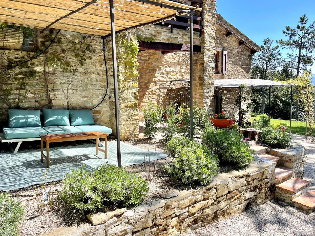 La Panoramica Gubbio - Maison De Charme - Casette E Appartamenti Self Catering Per Vacanze Meravigliose! エクステリア 写真