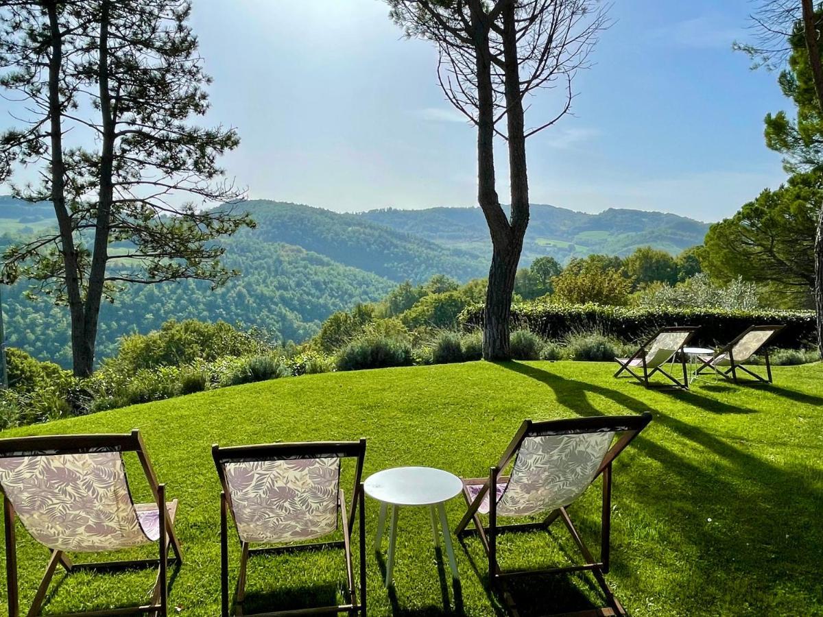 La Panoramica Gubbio - Maison De Charme - Casette E Appartamenti Self Catering Per Vacanze Meravigliose! エクステリア 写真